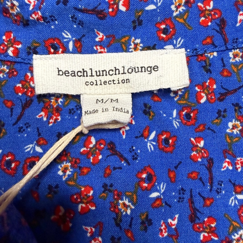beachlunchlounge Blue Floral Button-Down Shirt, Size M, NWT - Picture 2 of 6